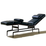 eames� chaise