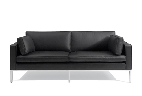 905 2.5 seat 2 cushion comfort sofa