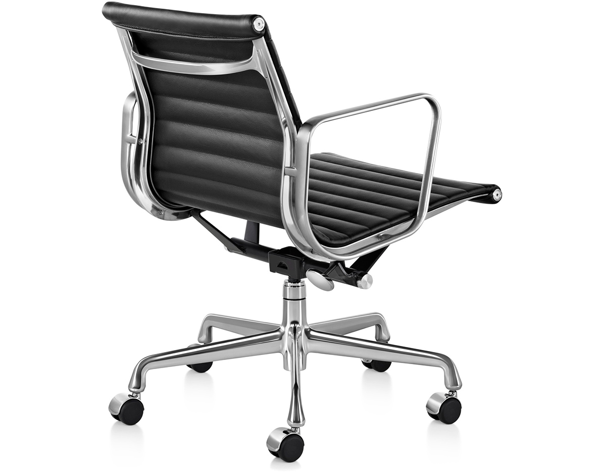 Eames® Aluminum Group Management Chair - hivemodern.com