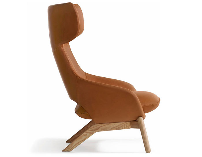 kalm wood base lounge chair