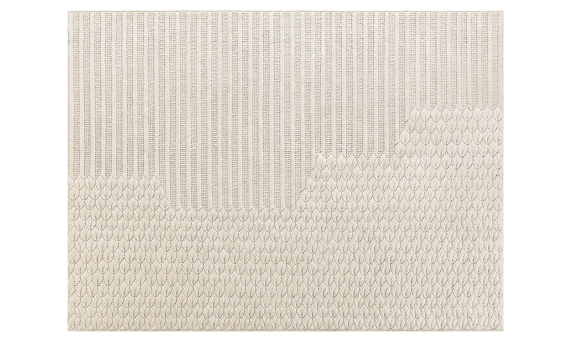 Chaddar Rug / 6'8" x 9'5" / white