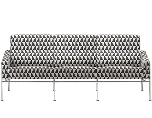 arne jacobsen series 3300 3 seat sofa