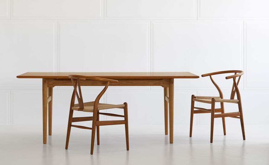 CH327 Dining Table