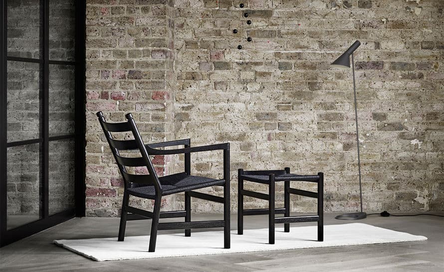 ch44 easy chair – thumbnail image #4
