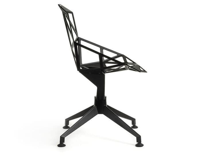 magis chair one with 4 star base