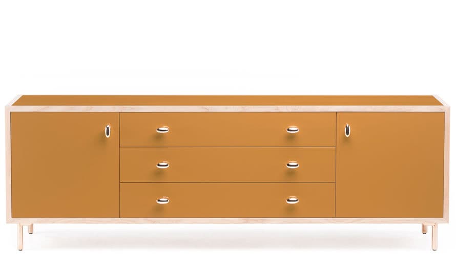 classon 2 door 3 drawer sideboard 052j