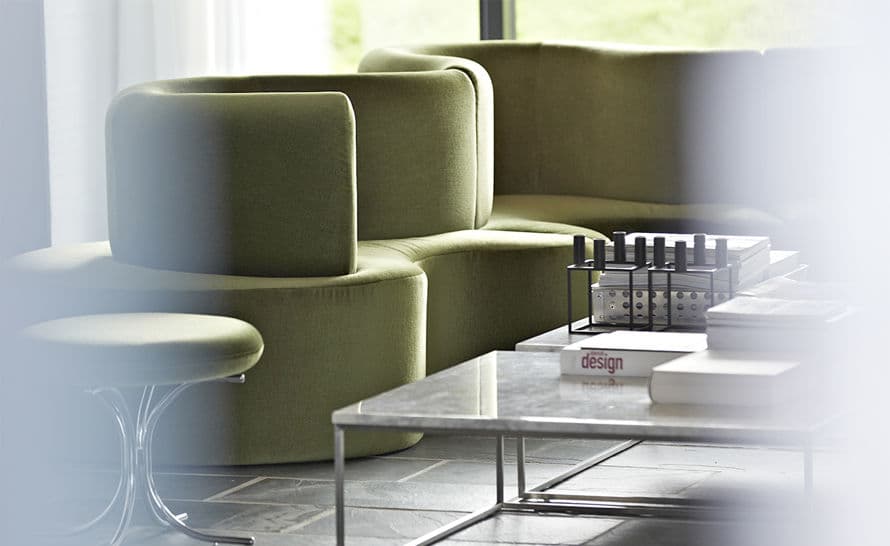 panton cloverleaf 4 unit sofa