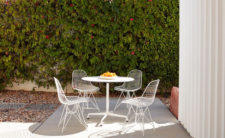 eames&reg; wire chair with wire base