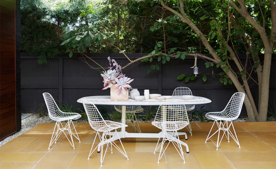 eames&reg; wire chair with wire base