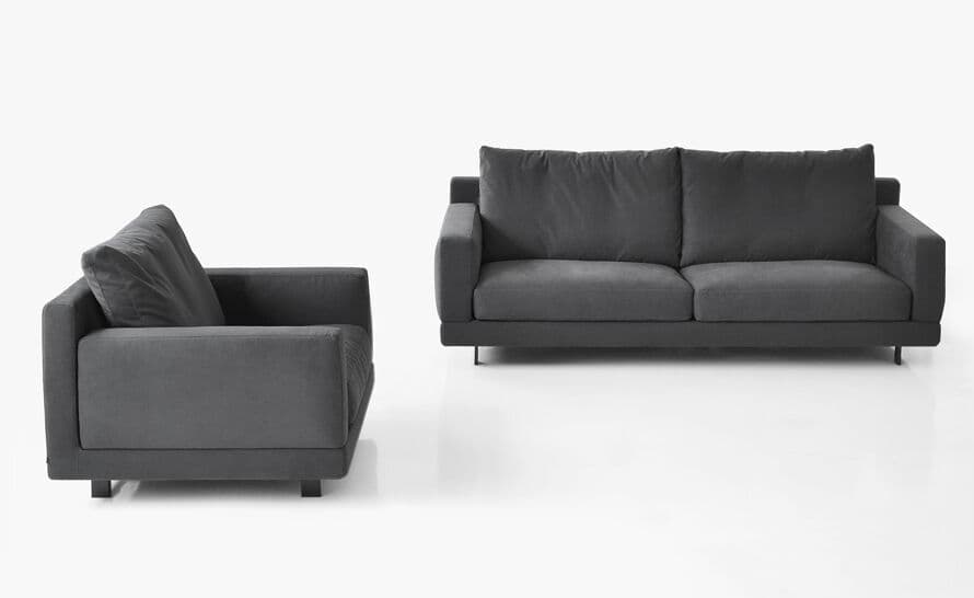 elle standard armchair