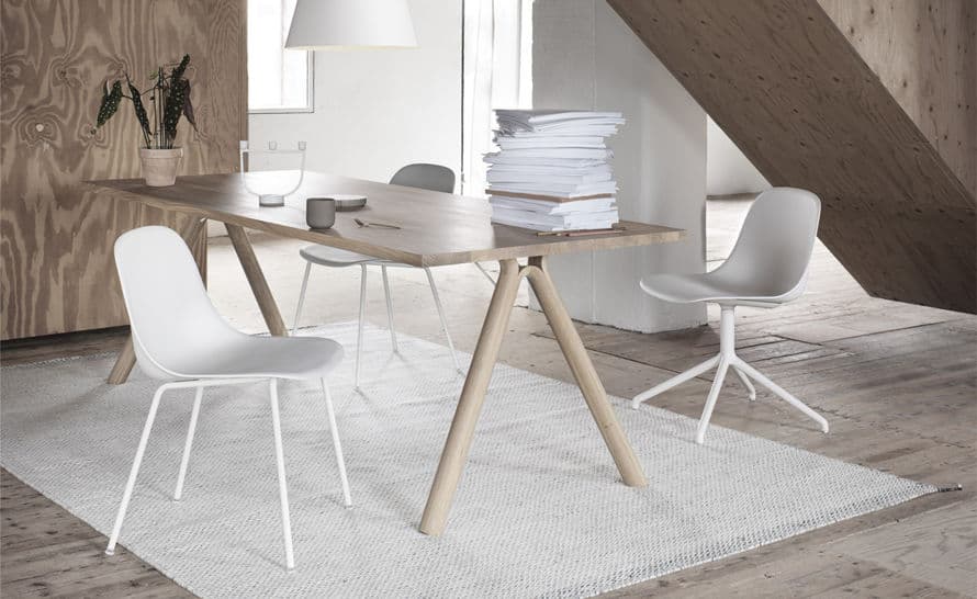 fiber side chair with tube base