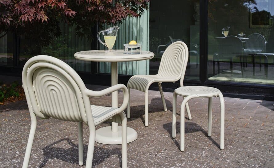 Groove Outdoor Table Round
