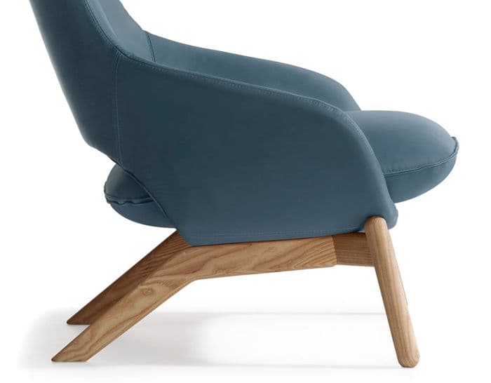 kalm wood base lounge chair