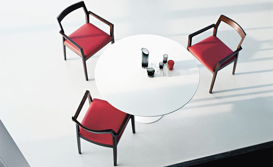 krusin arm chair