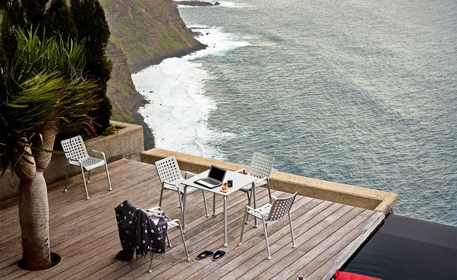 landi stacking chair