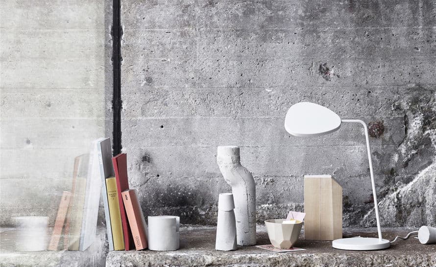 leaf table lamp