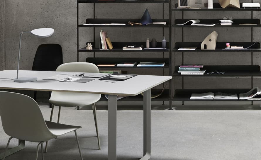 leaf table lamp