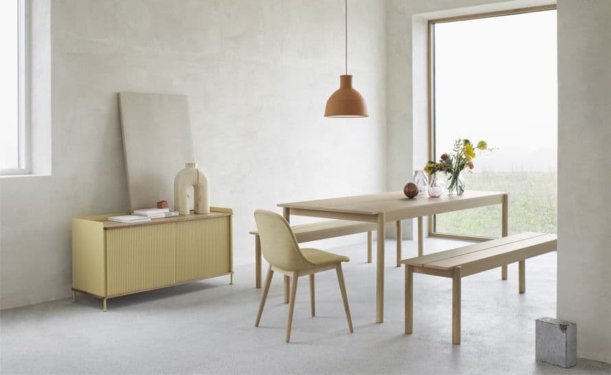 linear wood table