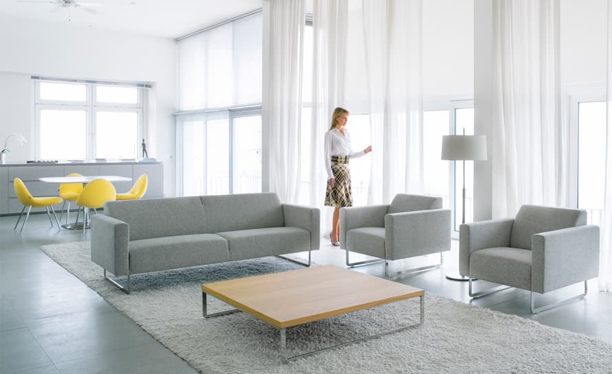 mare lounge chair with fixed cushions
