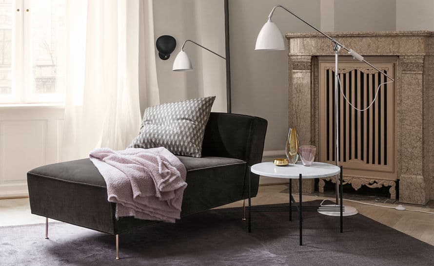 modern line chaise lounge