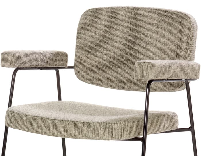 pierre paulin moulin armchair f0927