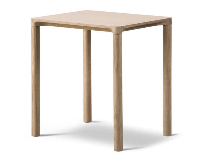 piloti side table