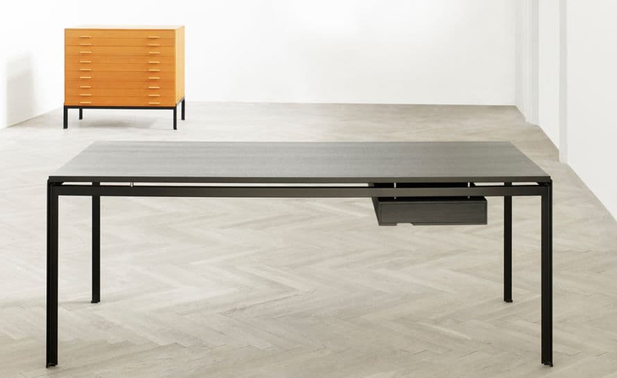 pk52 professor desk