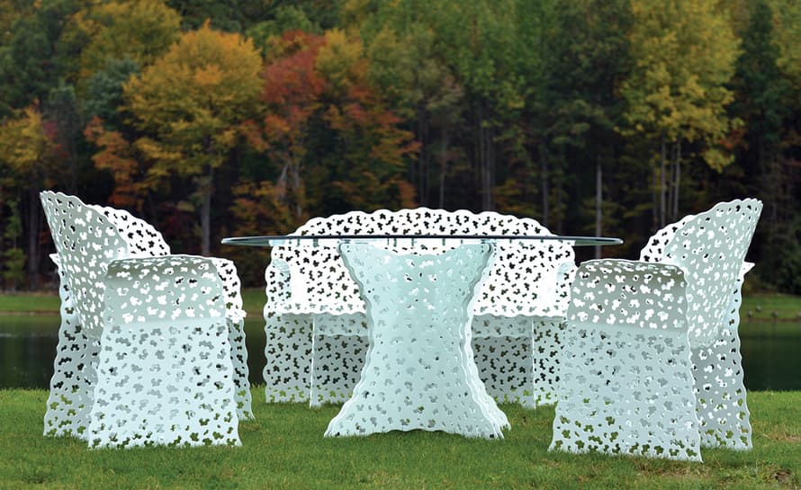 richard schultz topiary&reg; dining table
