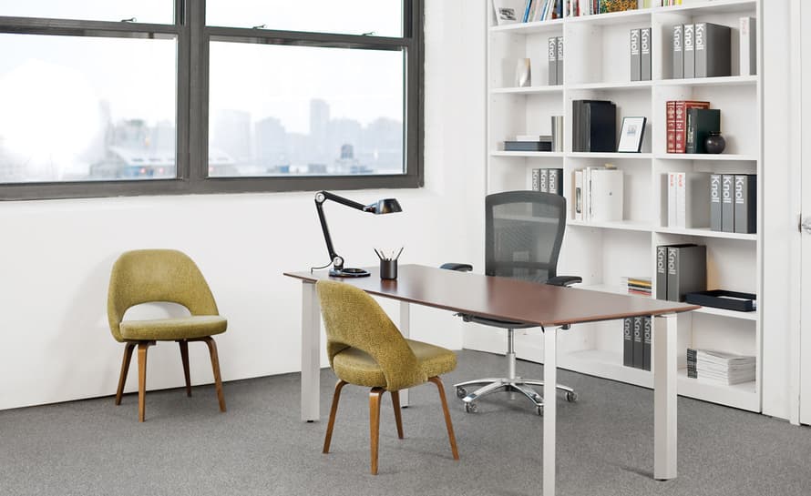 saarinen executive side chair with wood legs – thumbnail image #12