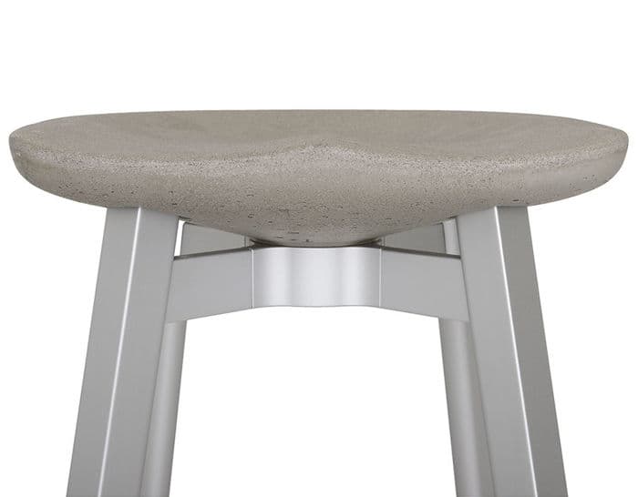 su small stool with eco concrete seat