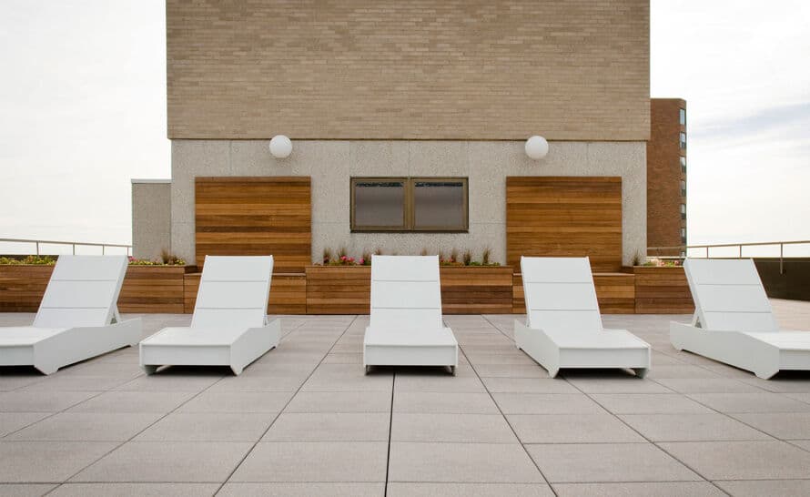 The 405 Chaise