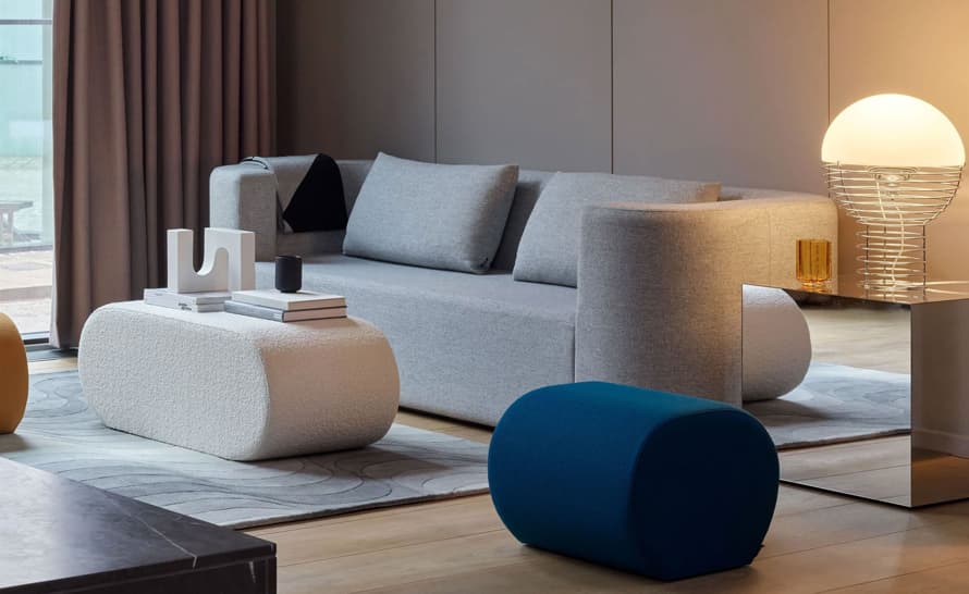 VP168 Sofa