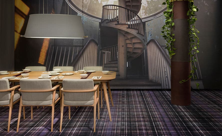 zio dining table