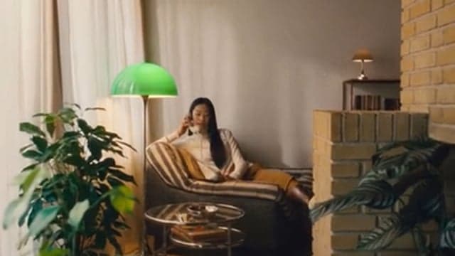 Panthella 500 Floor Lamp video