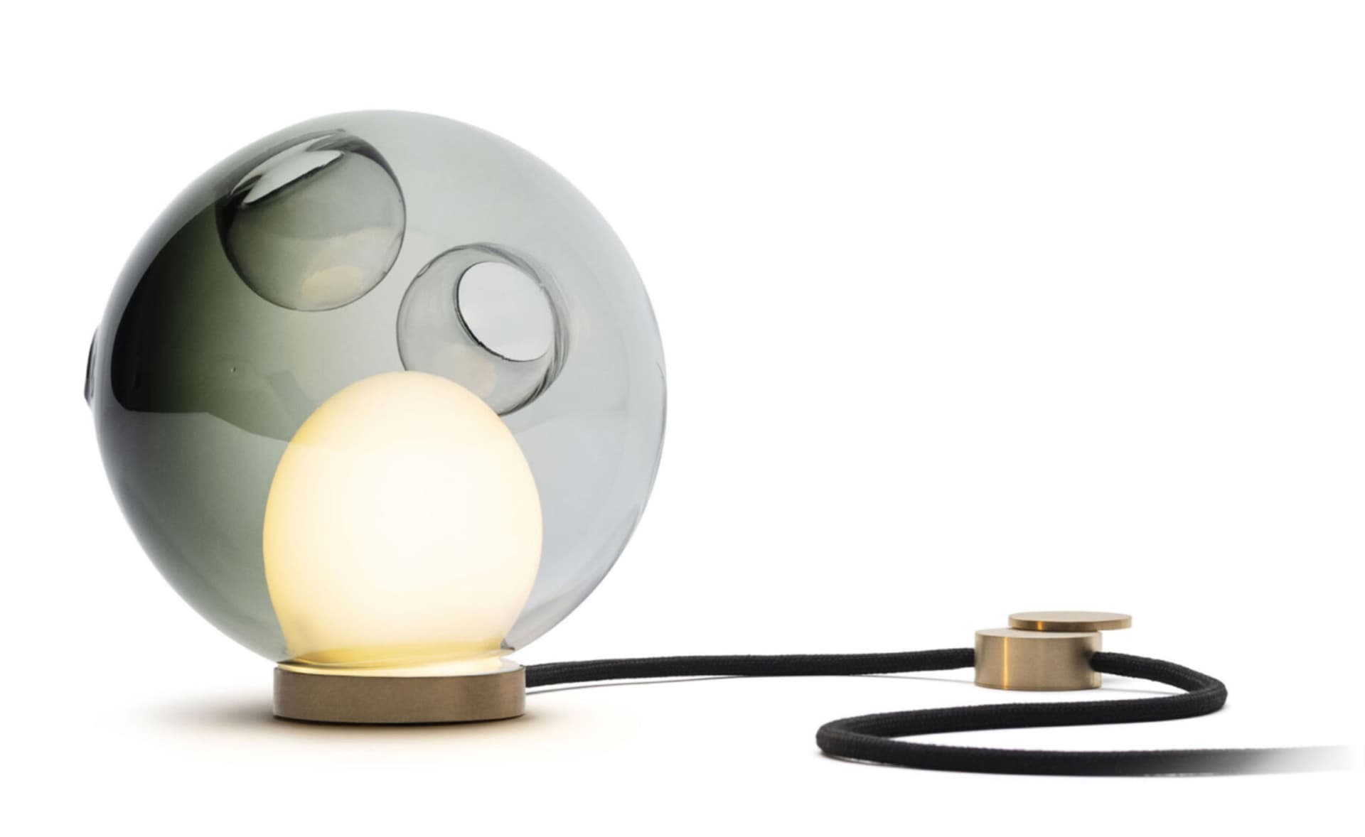 Bocci 28t Table Lamp / LED - 2500K / brass / translucent grey 4