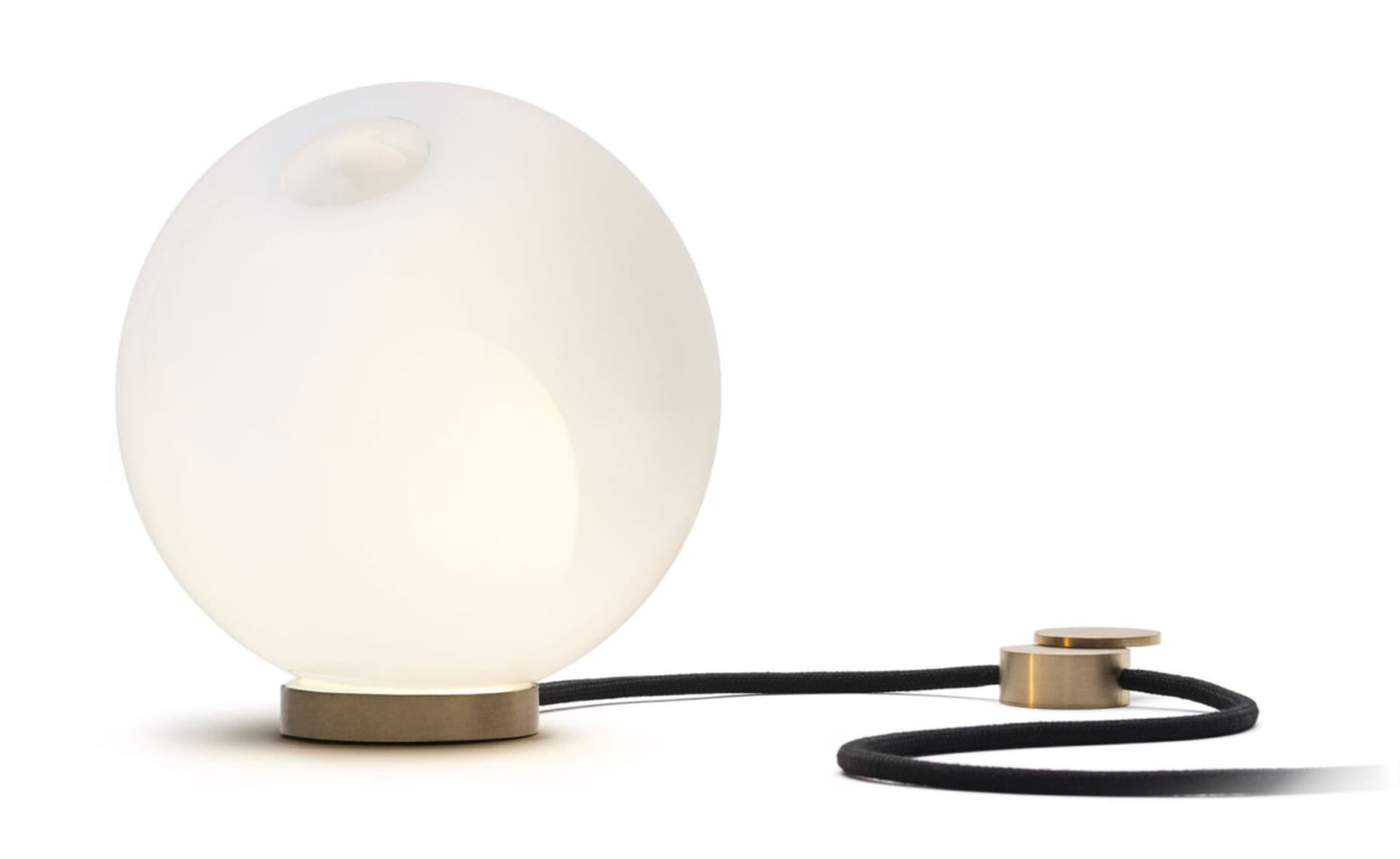 Bocci 28t Table Lamp / LED - 2500K / brass / opaque blue 1