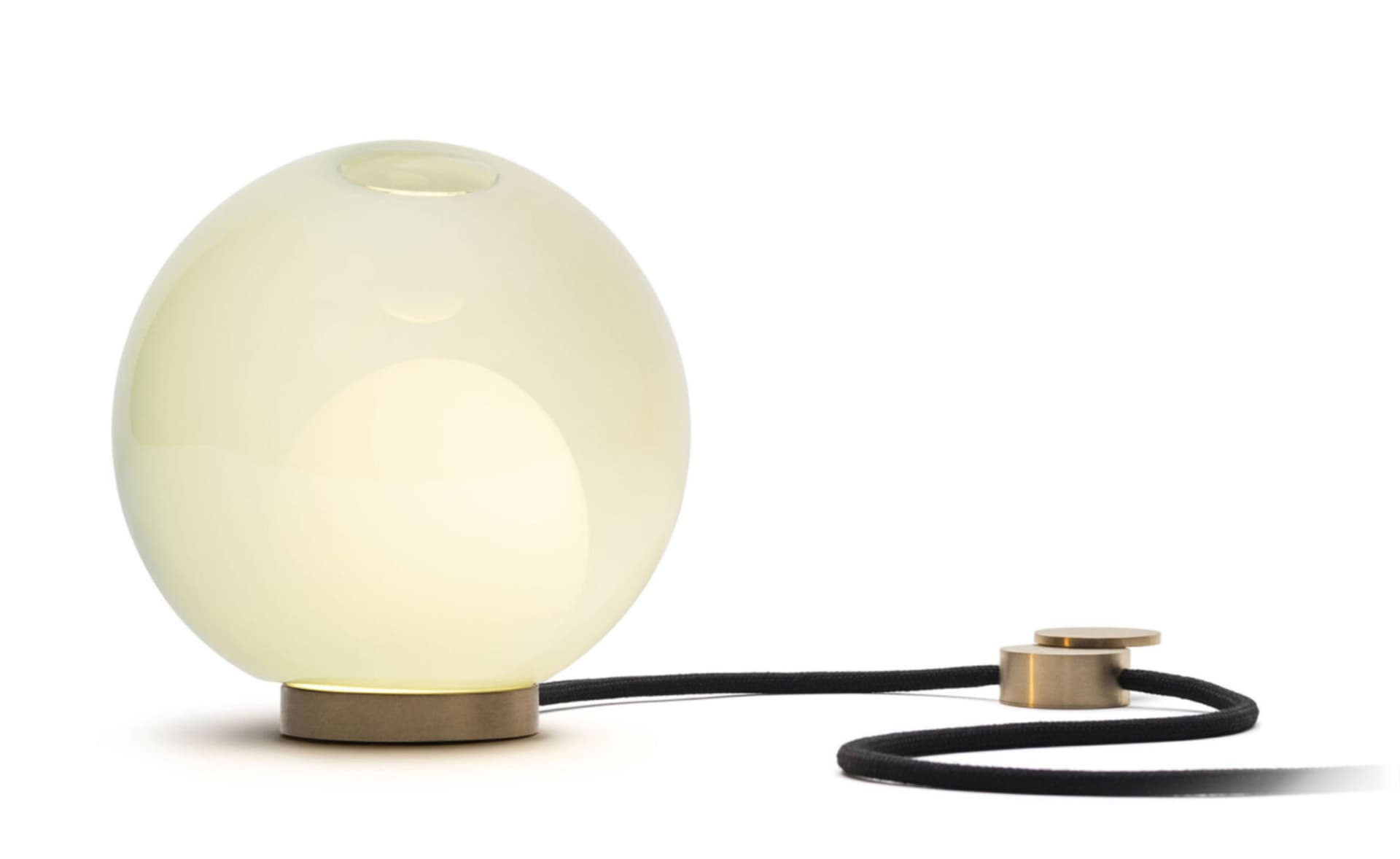 Bocci 28t Table Lamp / LED - 2500K / brass / opaque green 4