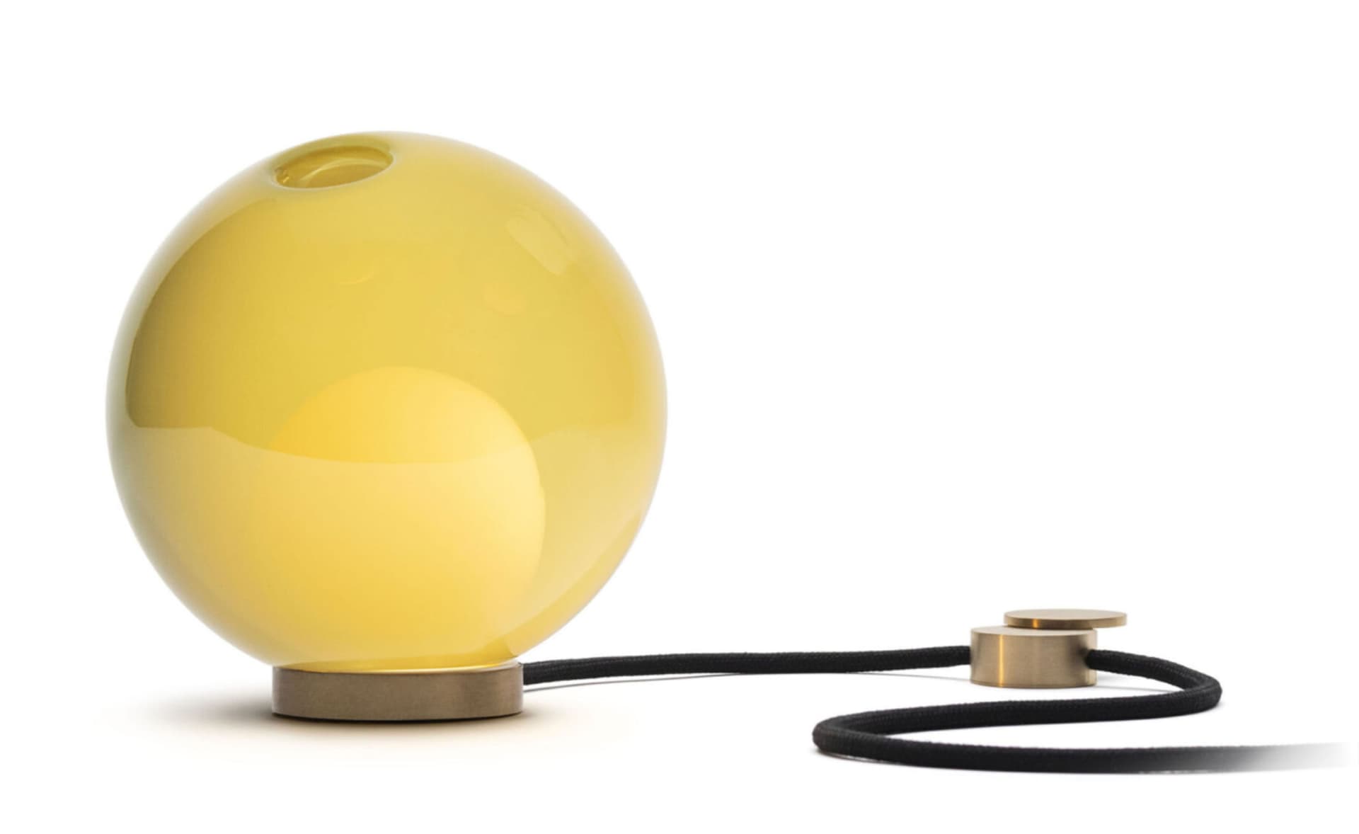 Bocci 28t Table Lamp / LED - 2500K / brass / opaque green 7