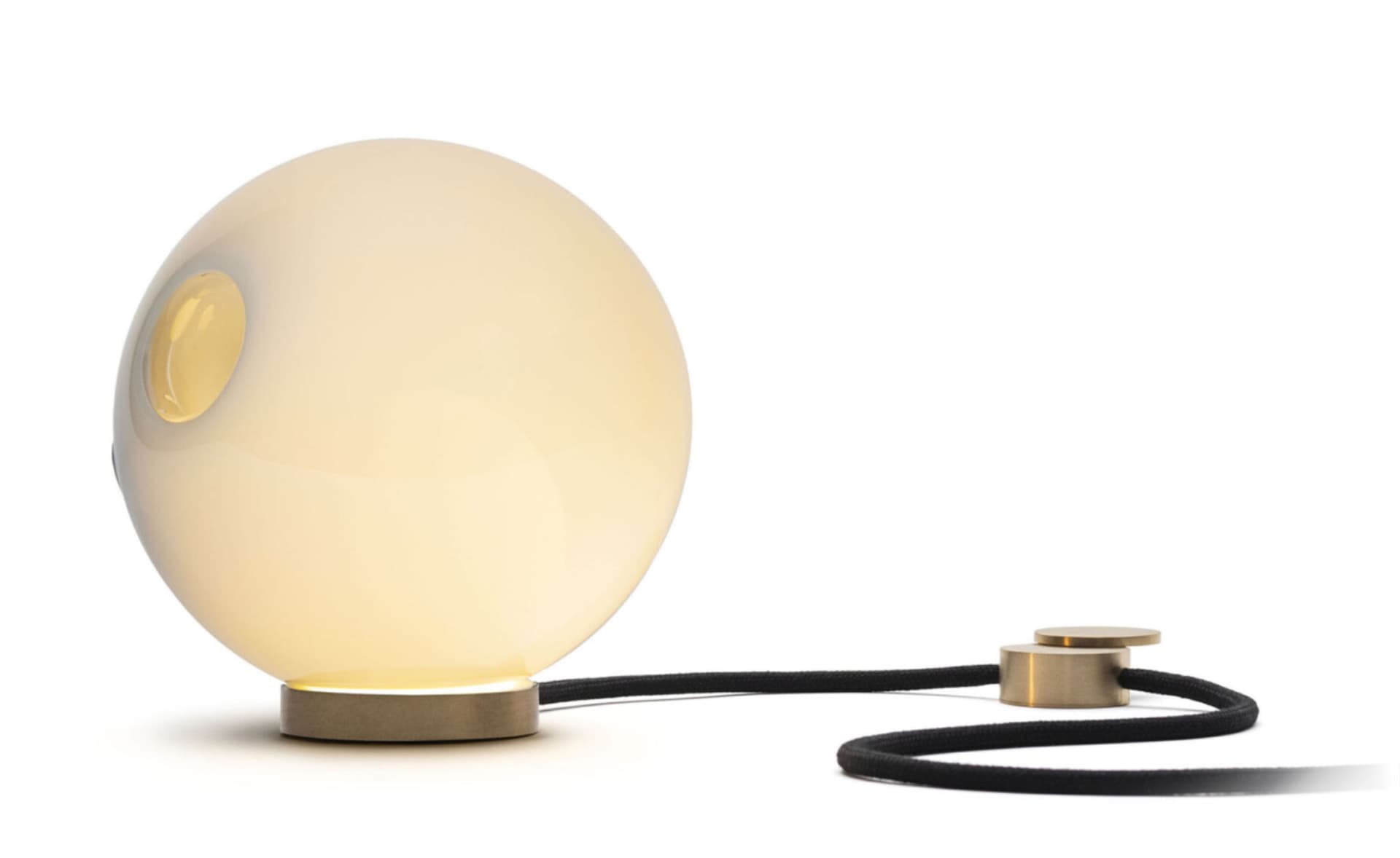 Bocci 28t Table Lamp / LED - 2700K / brass / opaque grey 1