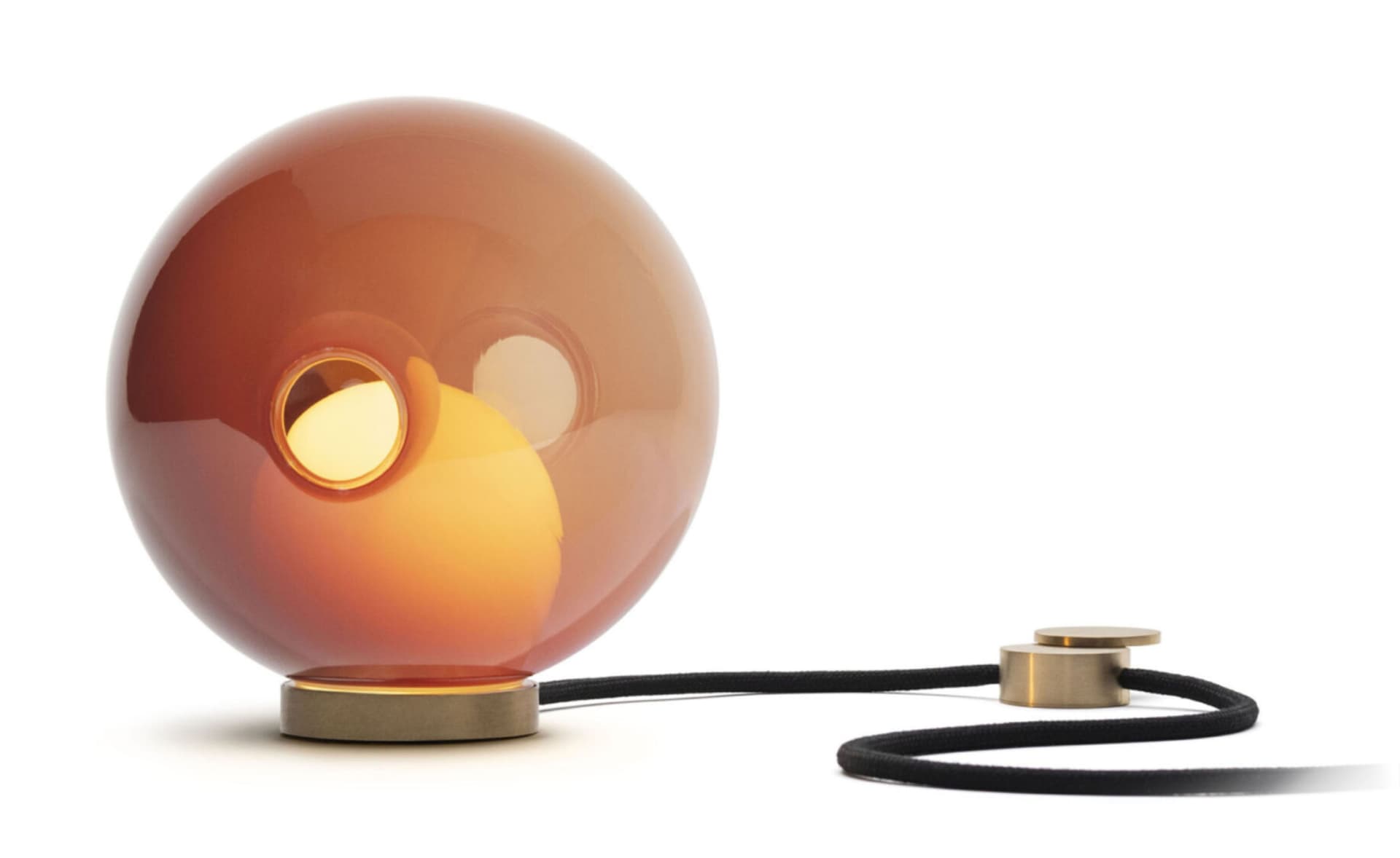 Bocci 28t Table Lamp / LED - 2700K / brass / opaque red 2