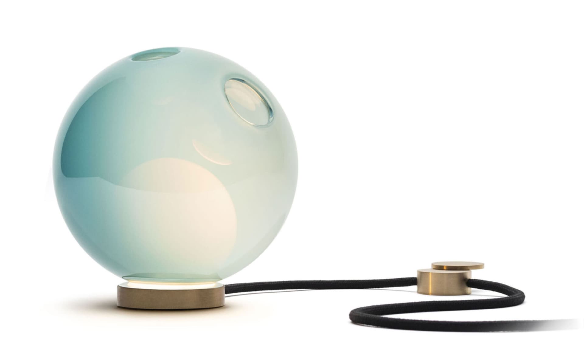 Bocci 28t Table Lamp / LED - 2700K / brass / opaque blue 4