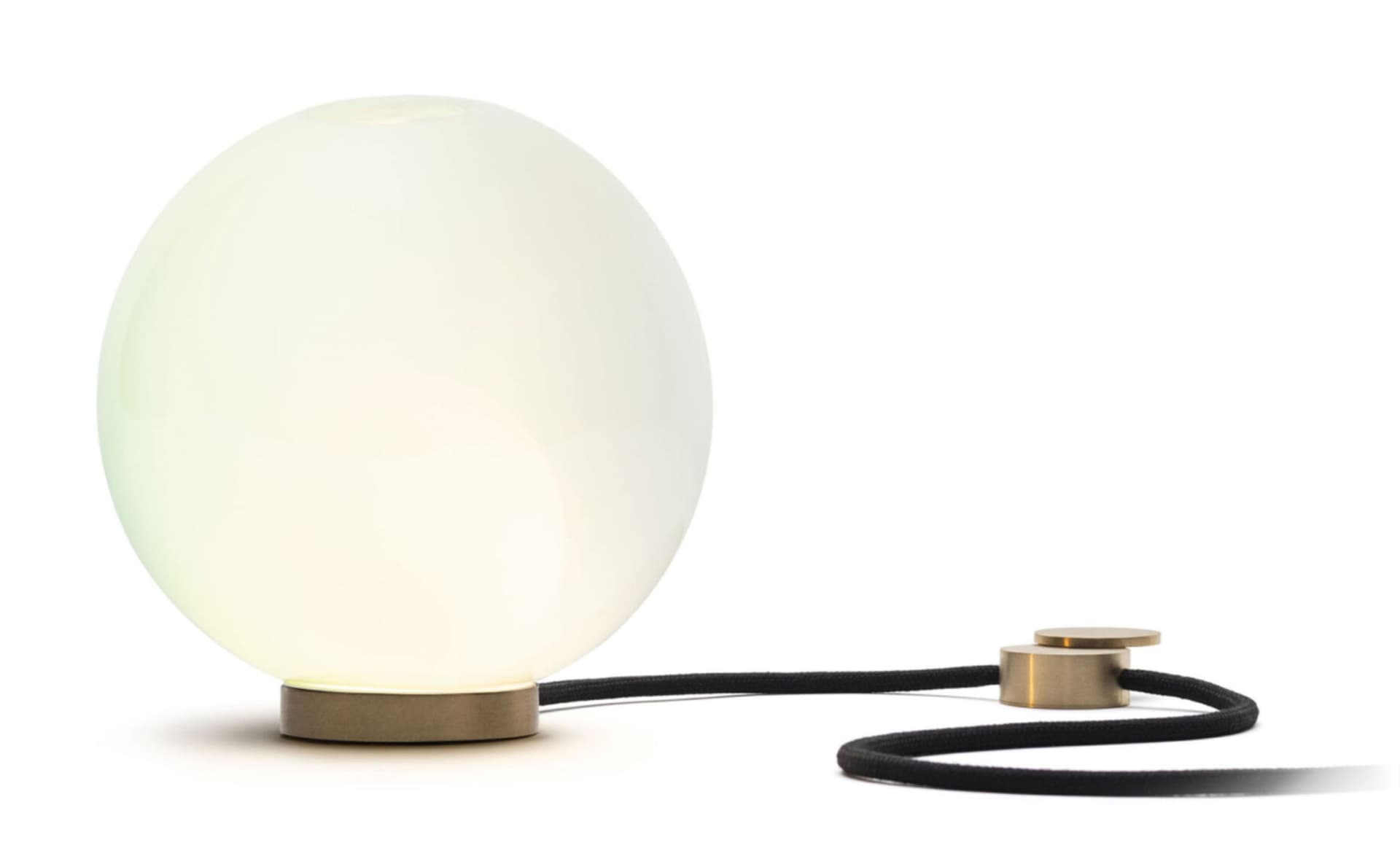 Bocci 28t Table Lamp / LED - 2700K / brass / opaque green 3