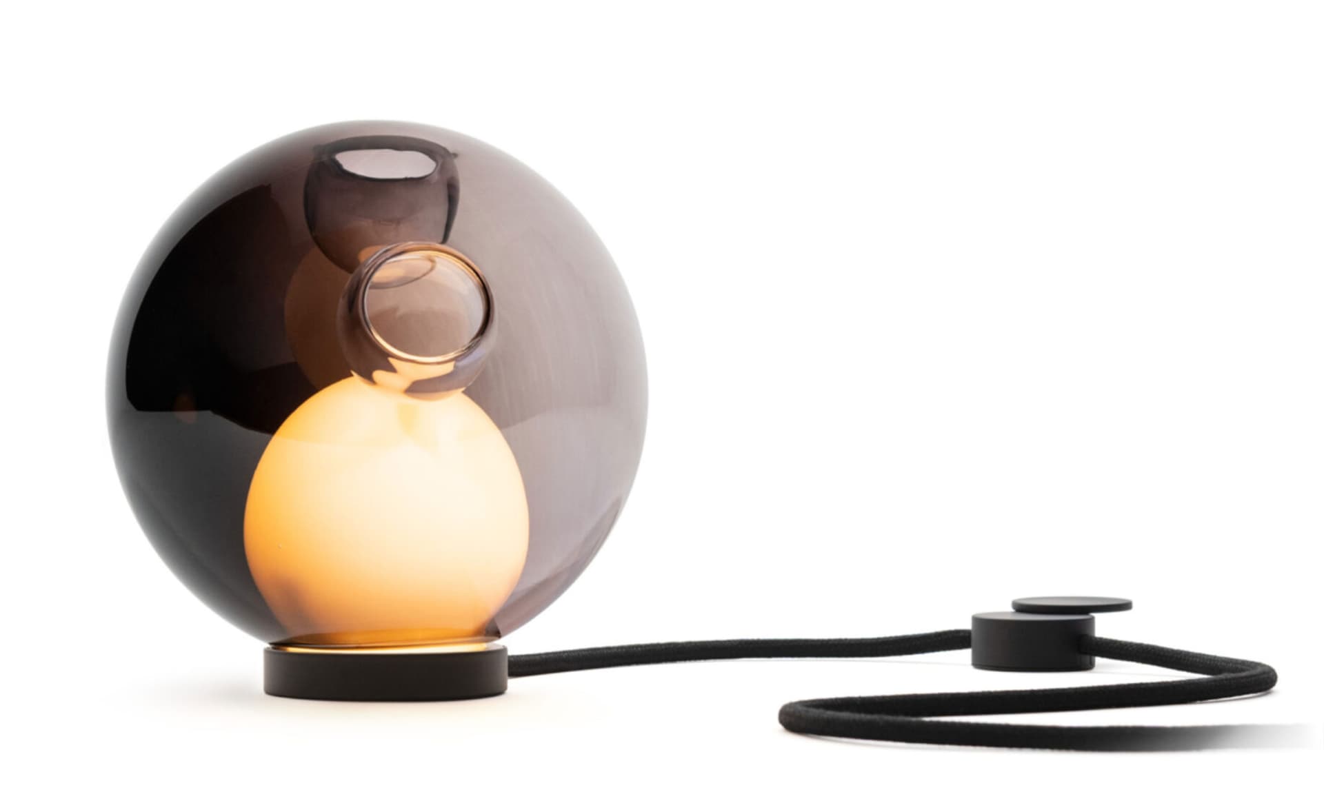 Bocci 28t Table Lamp / LED - 2700K / black / translucent grey 6