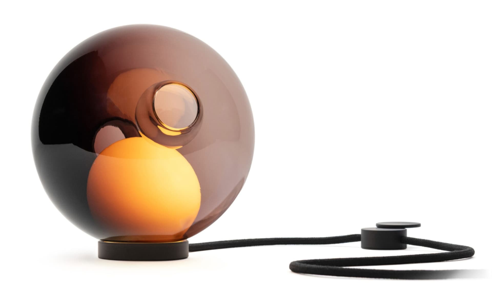 Bocci 28t Table Lamp / LED - 2700K / black / translucent purple 3