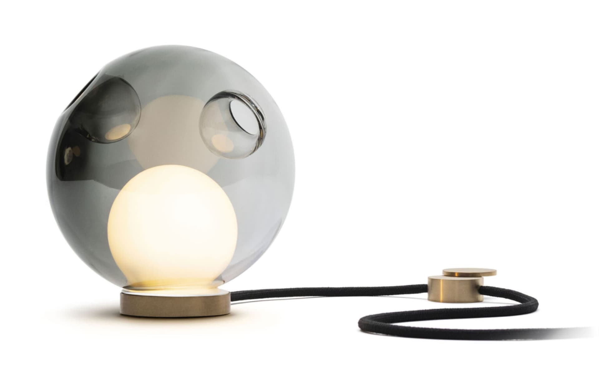 Bocci 28t Table Lamp / LED - 3000K / brass / translucent grey 1