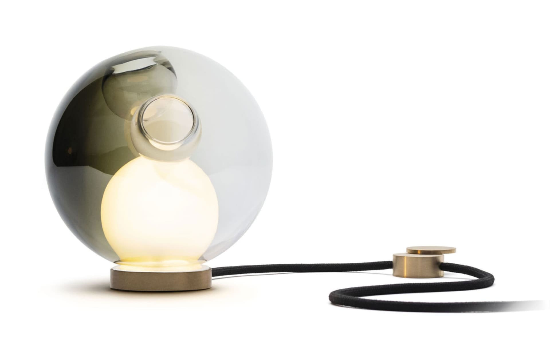 Bocci 28t Table Lamp / LED - 3000K / brass / translucent grey 2