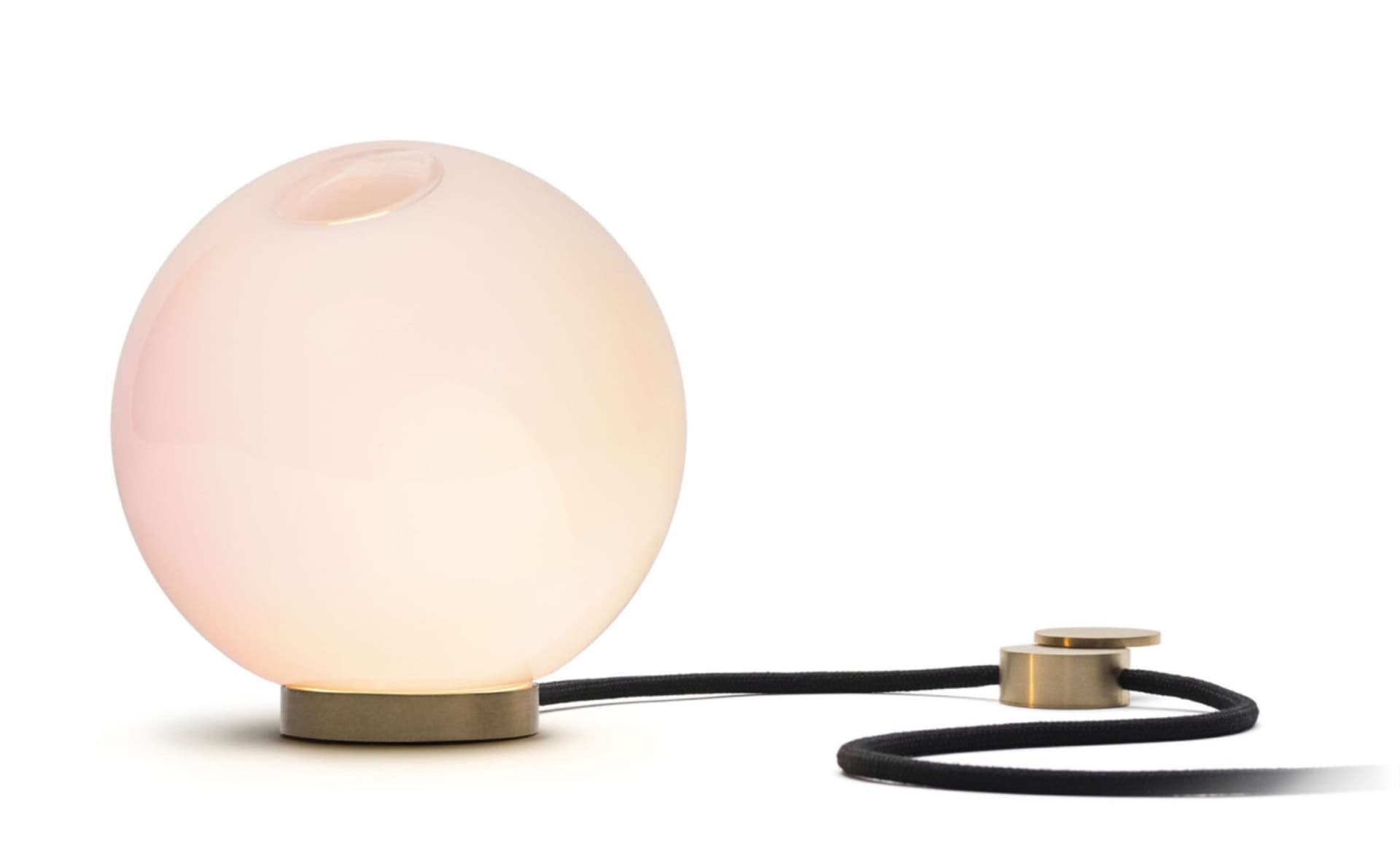 Bocci 28t Table Lamp / LED - 3000K / brass / opaque pink 2