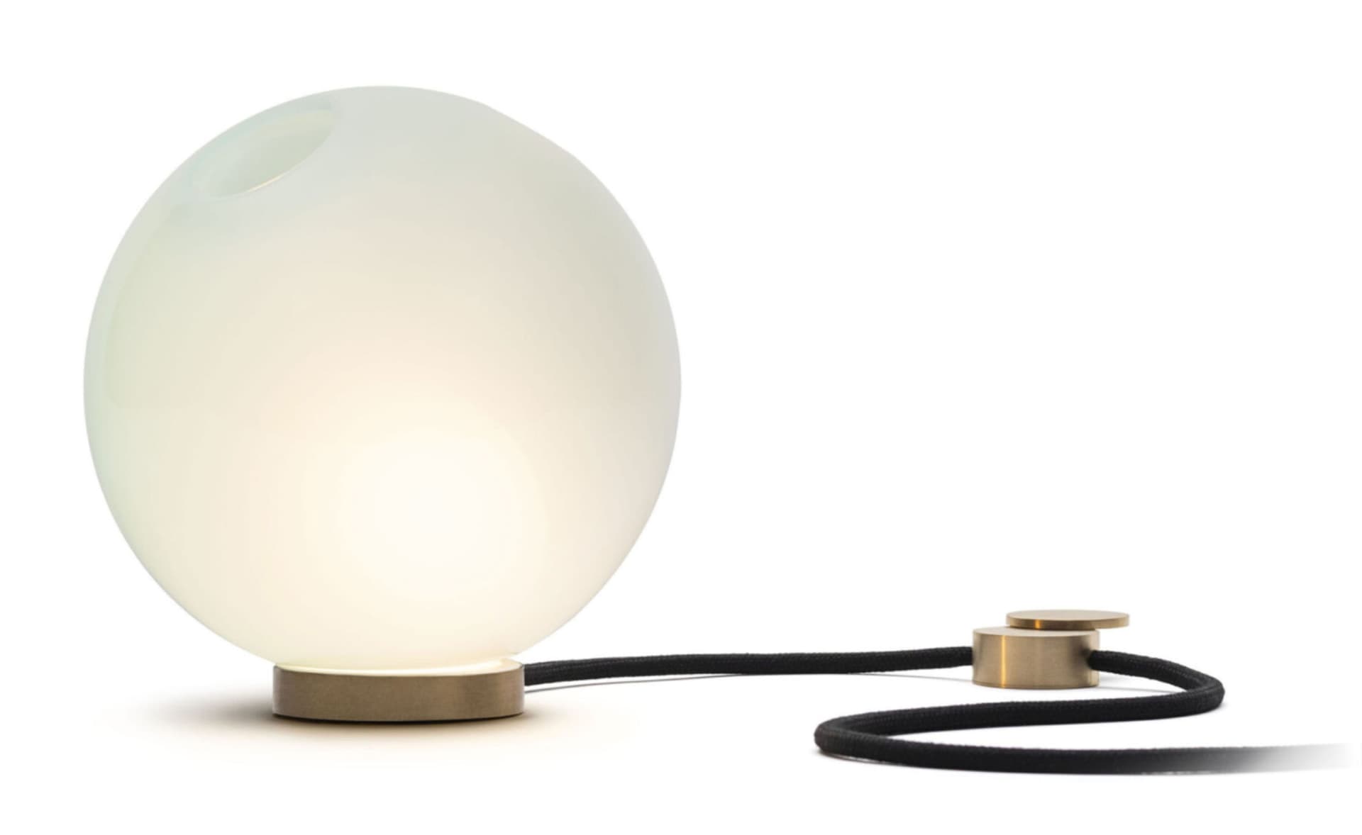 Bocci 28t Table Lamp / LED - 3000K / brass / opaque blue 2