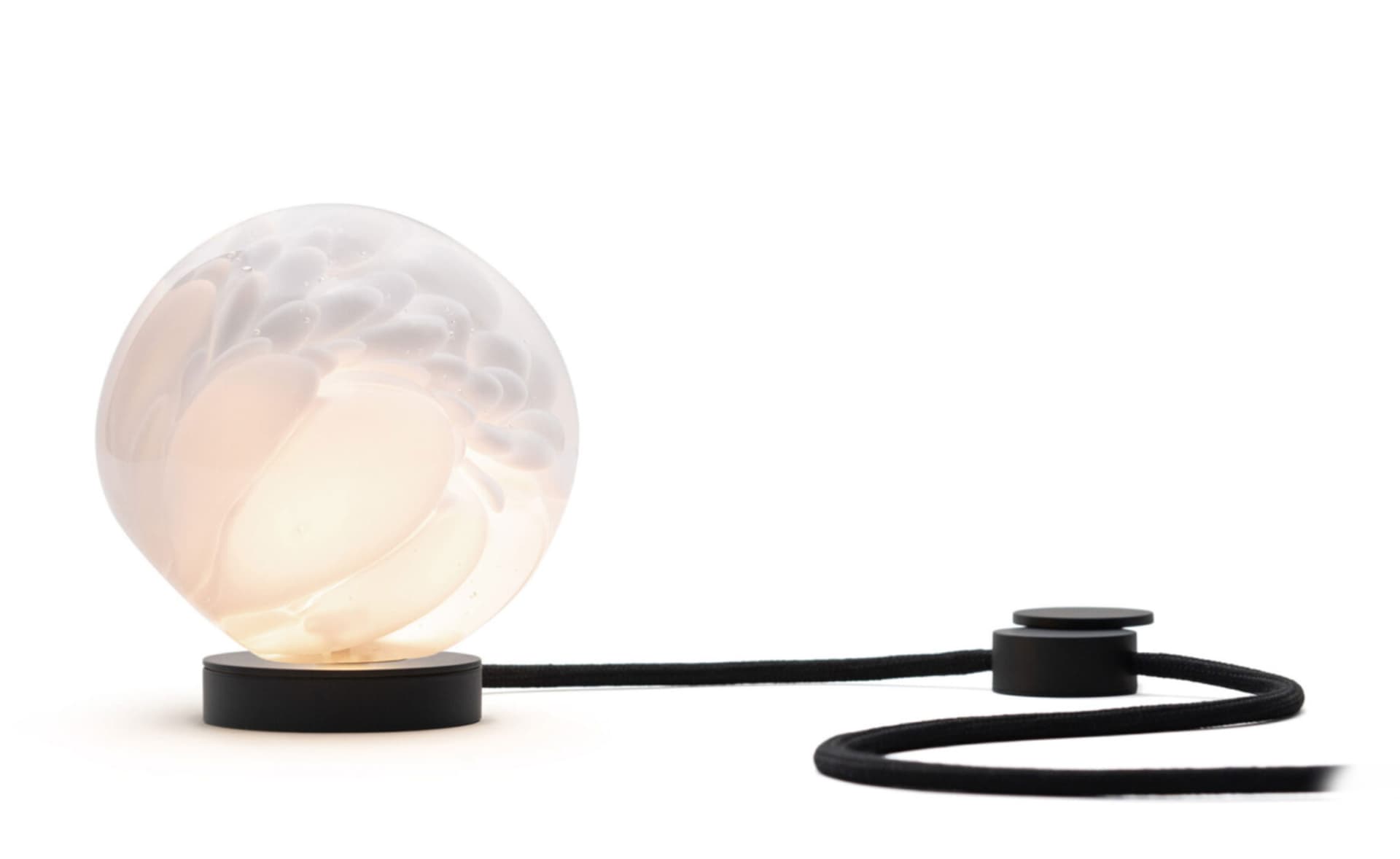 Bocci 118t Table Lamp / LED - 2500K / black / white
