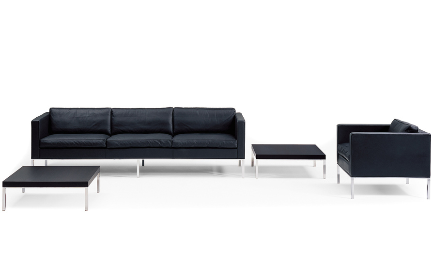 Gluren Ambassade Beperkt 905 3-seat sofa by Artifort Design Group for Artifort | hive